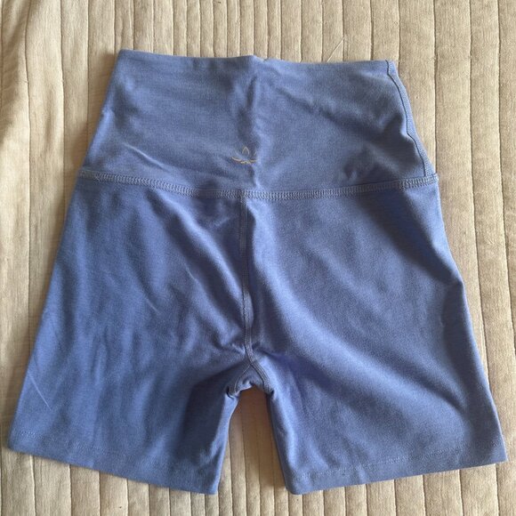 Beyond Yoga Keep Pace 5" Biker Short - Picture 3 of 3